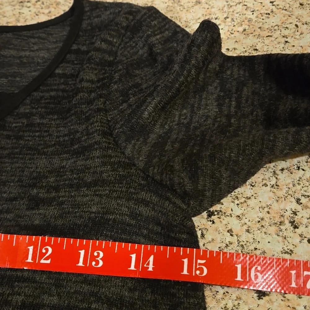 I.N. San Francisco Sweater Dress Women Juniors XS Gray Black Crisscross V-Neck - Picture 8 of 11
